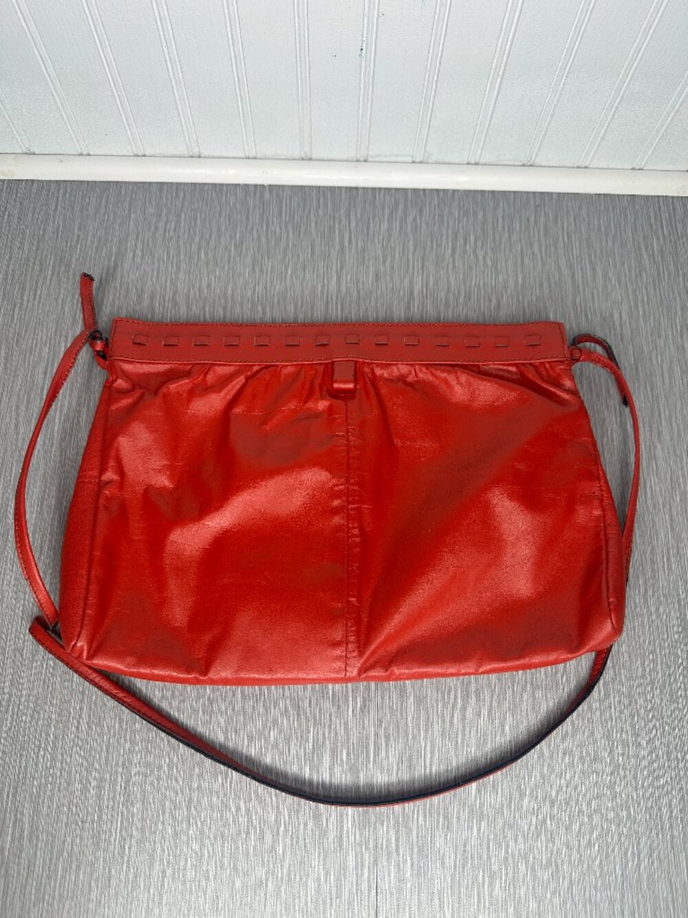 Vintage Tempo Red Genuine Leather Crossbody Shoulder Bag Made in Colombia